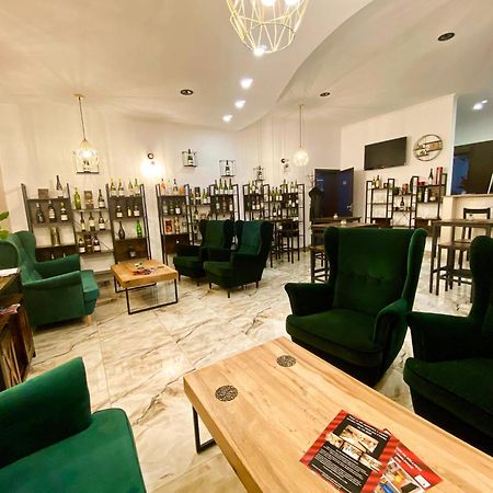 Wellness Hotel Beethoven Chomutov Buitenkant foto