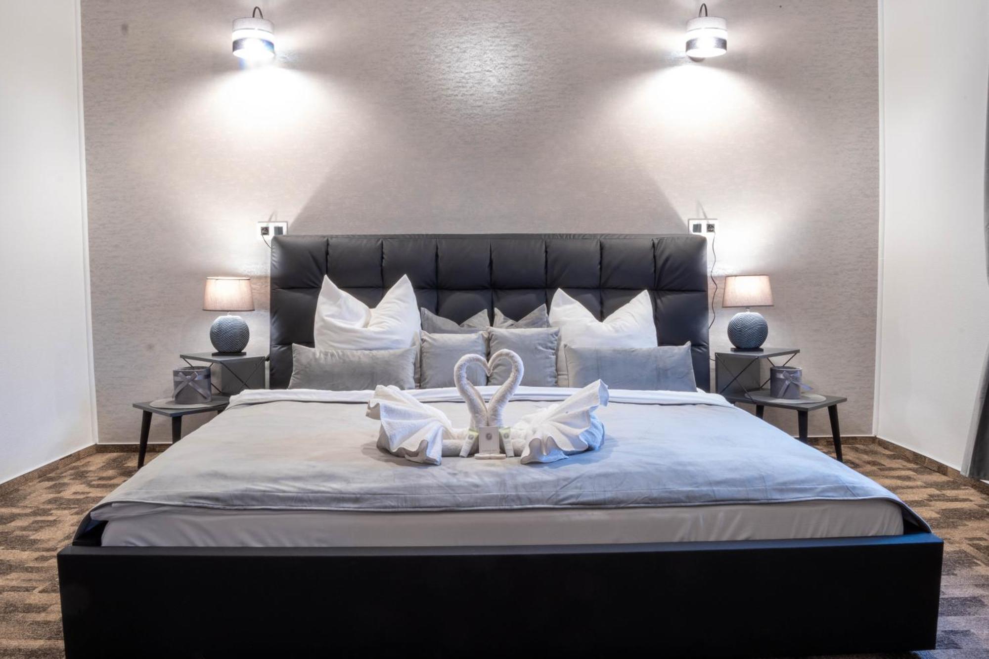 Wellness Hotel Beethoven Chomutov Buitenkant foto
